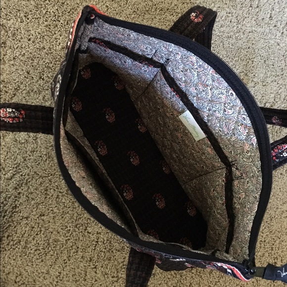 Vera Bradley Tote in Houndstooth Brown - Picture 3 of 4